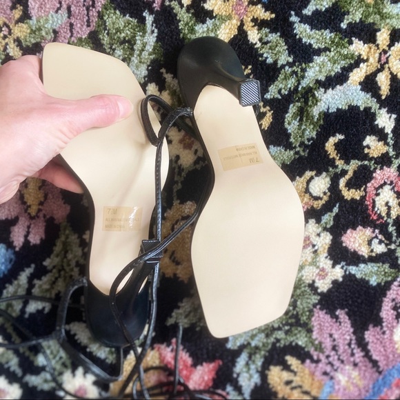 🖤 Vntg FOH Black Lace Up Square Toe Sandals 7.5 - Picture 9 of 14
